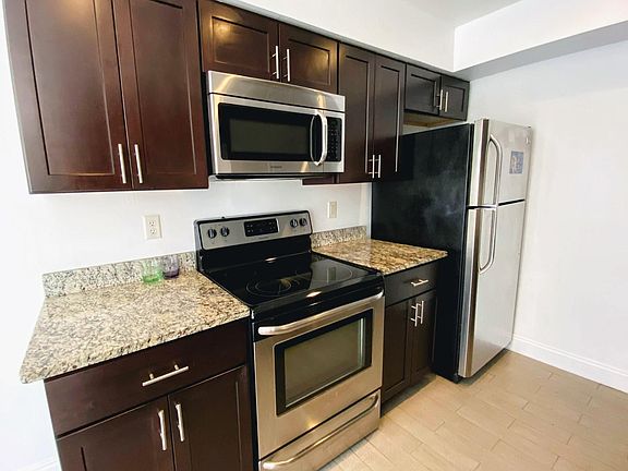 Stainless Steel Appliances and Granite Counter Top