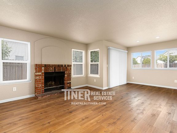 2nd image of 20 Windance Ct