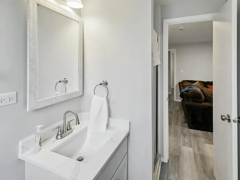 251 Harding Ave — Photo 31