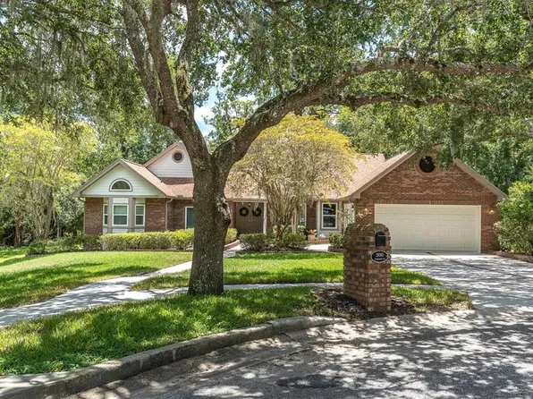 300 Cascade Ln, Palm Harbor, FL 34684
