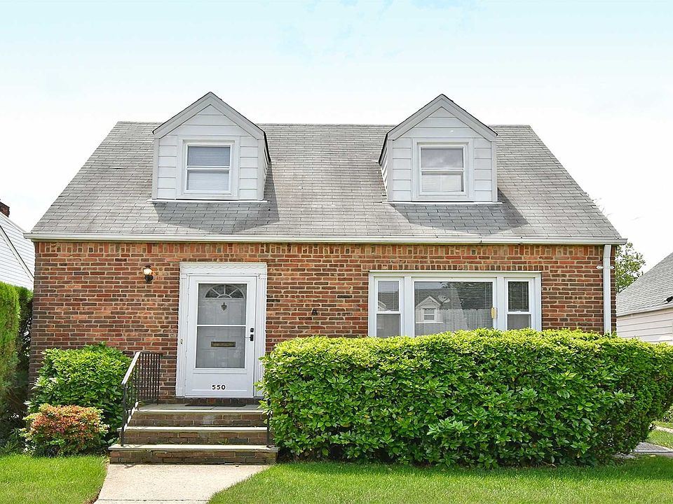 1st image of 550 7th Ave