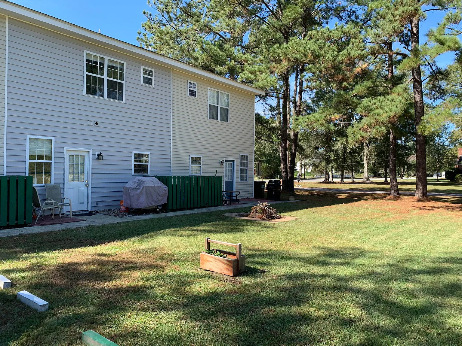 Main St, Hardeeville — Photo 2