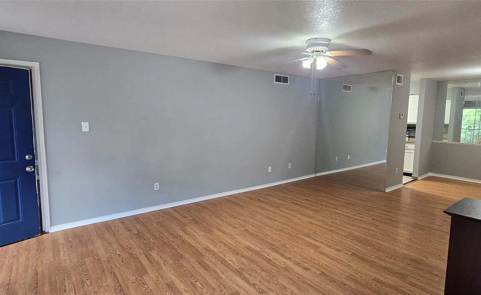 9797 Leawood Blvd — Photo 2