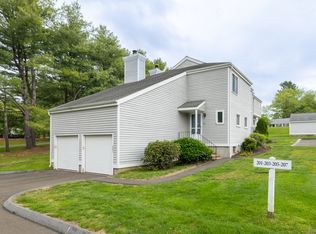 201 Greens Farm Rd UNIT 201, Branford, CT 06405