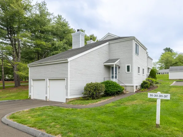 201 Greens Farm Road #201, Branford, CT 06405