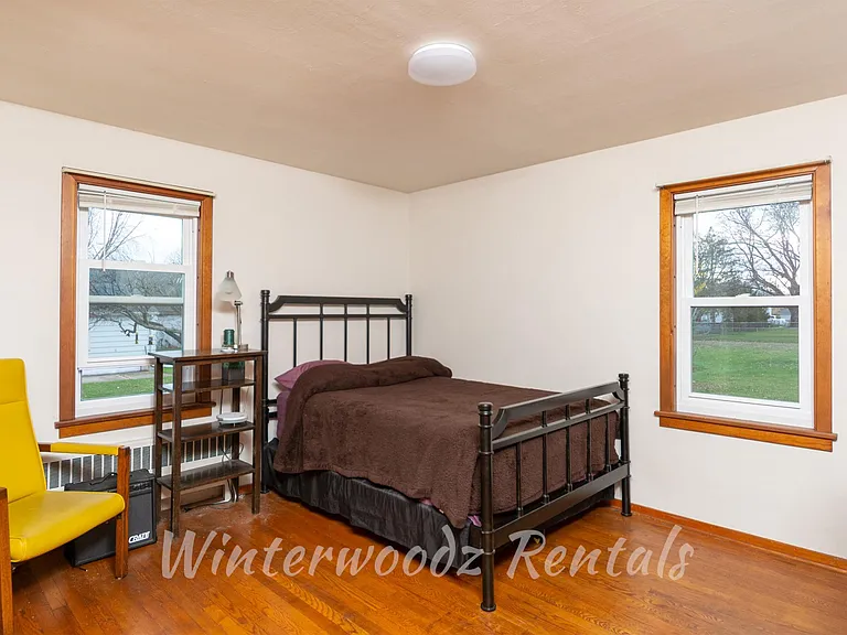 1432 Porlier St #1 — Photo 10