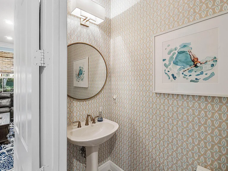 10697 Willow Oak Ct — Photo 13