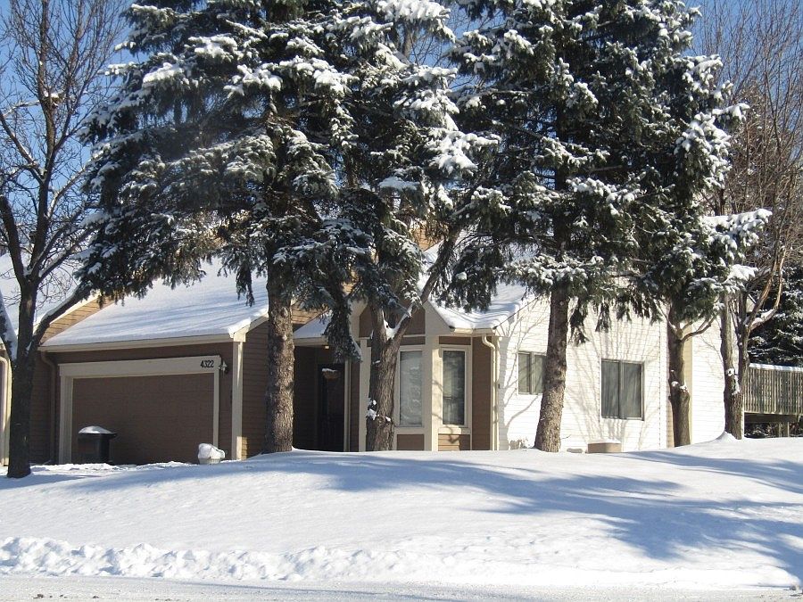 2nd image of 4322 Heritage Dr