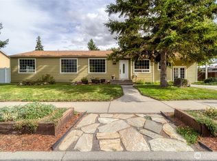 1021 S 3rd St, Dayton, WA 99328
