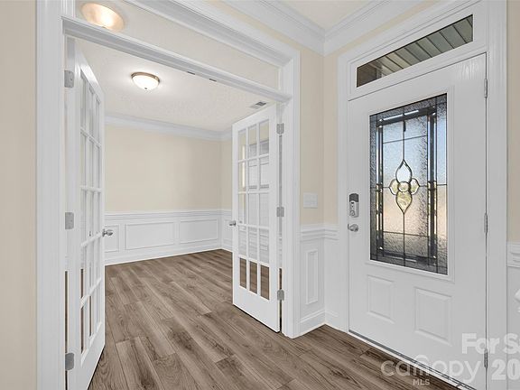 5th image of 107 Morden Loop