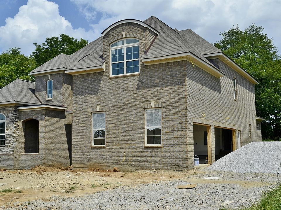 2nd image of 2013 Autumn Ridge Way #212-lot 212