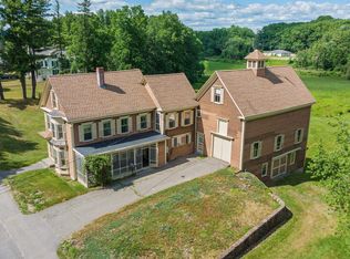 10 Packers Falls Rd, Newmarket, NH 03857