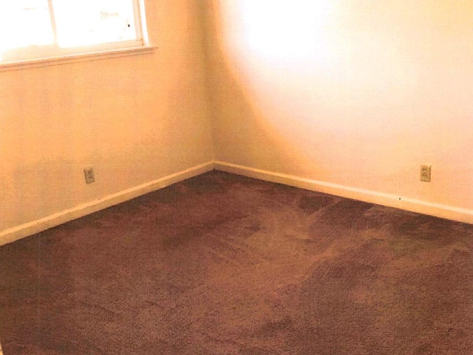 1st image of 208 Montclair Ave #3