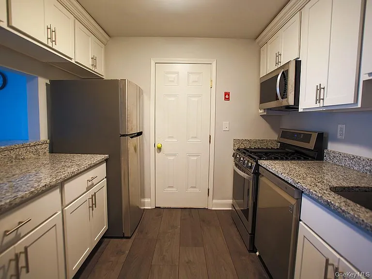 226 Concord Ln — Photo 11