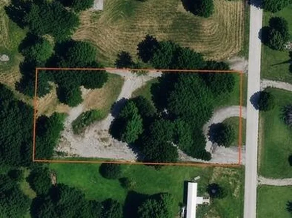 2225 N 14th Street, Ozark, MO 65721