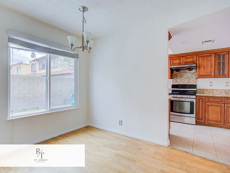 13006 Parkview Dr — Photo 5
