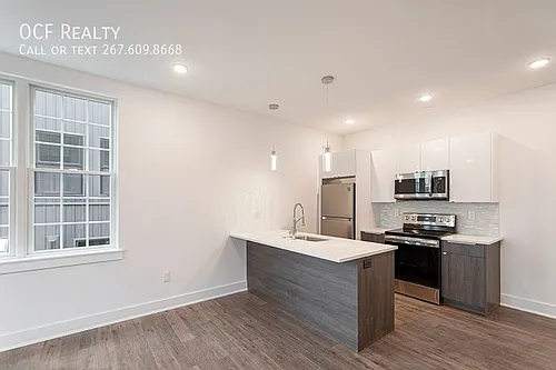 2623 Christian St #304 Photo 1