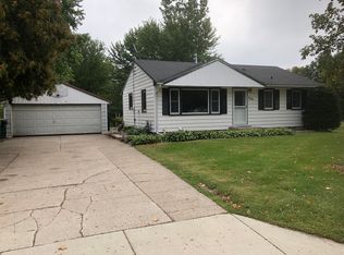 316 Grove Ave N, Silver Lake, MN 55381