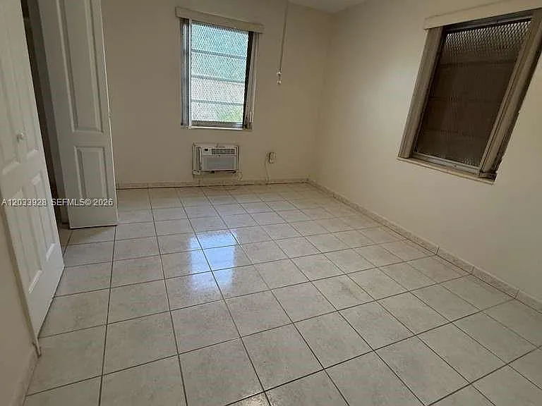1140 SW 9th St #2 — Photo 23