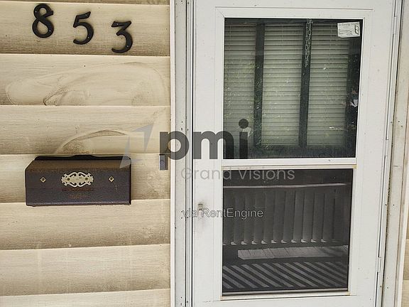 2nd image of 853 N College St