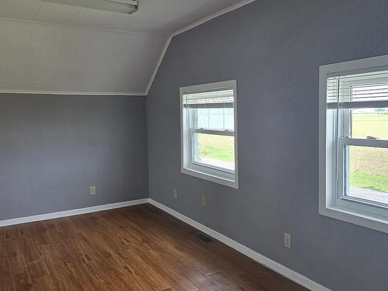6172 Loe Rd — Photo 29