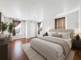 2600 E. Somerset St.