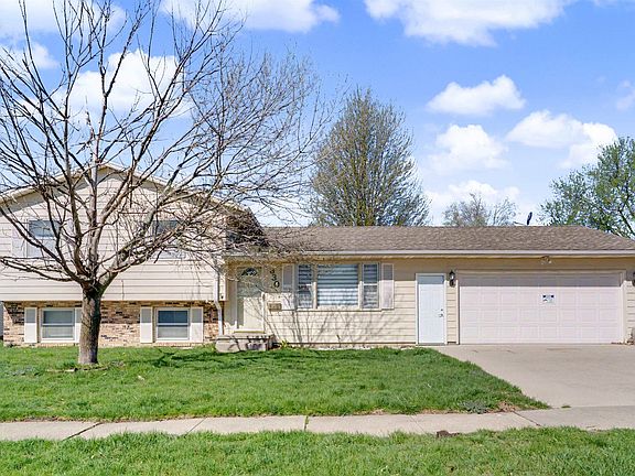 2nd image of 830 Colby Rd