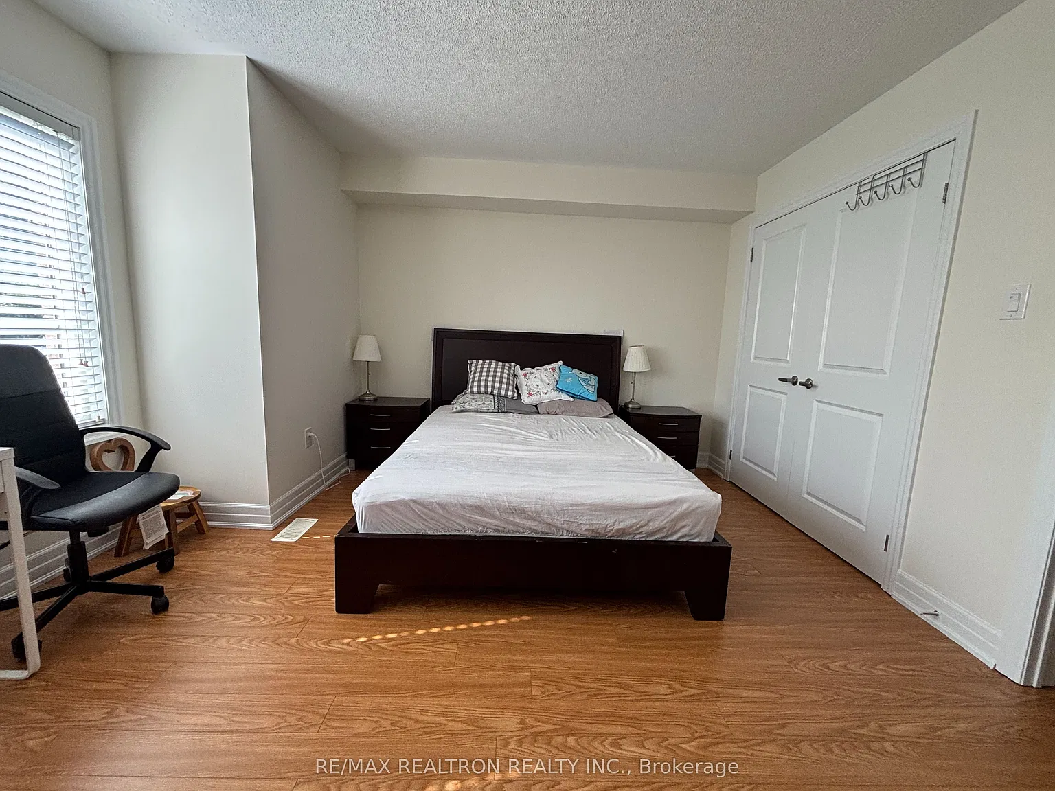 1 bed, $950 — Photo 2