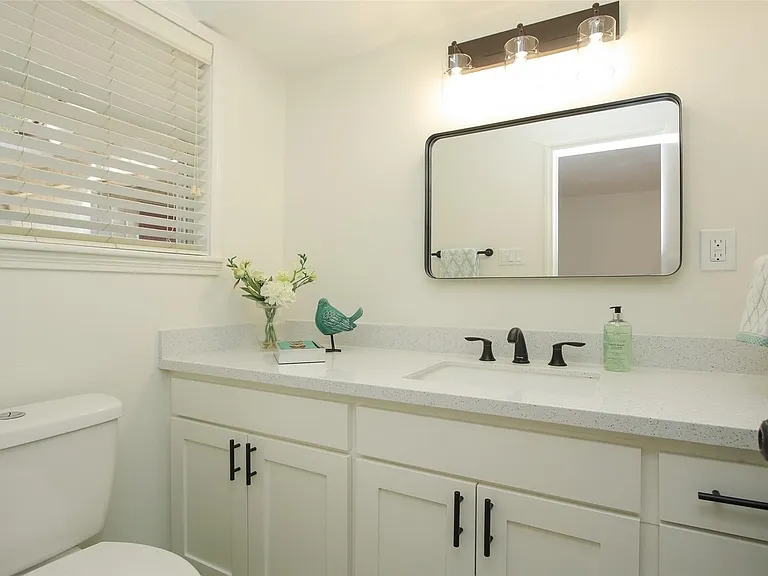 4609 Kinglet St — Photo 26