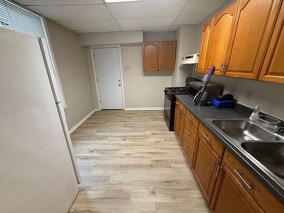 3rd image of 602 E 17th Ave