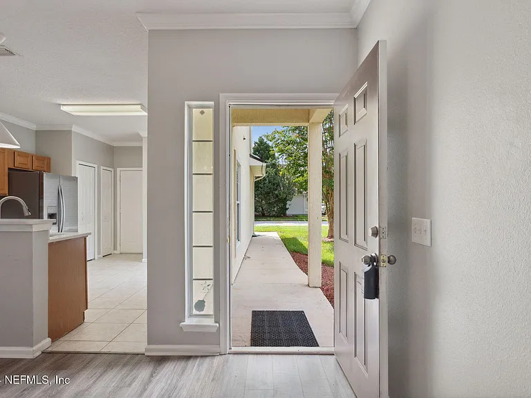 574 Southbranch Dr — Photo 11