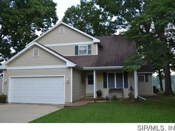 1187 Cricket Ln, Centralia, IL 62801