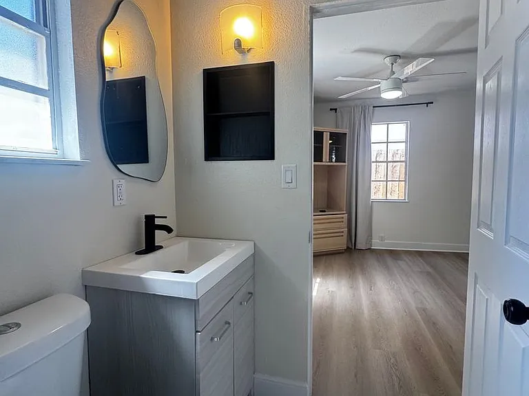 3008 Hillview St — Photo 15
