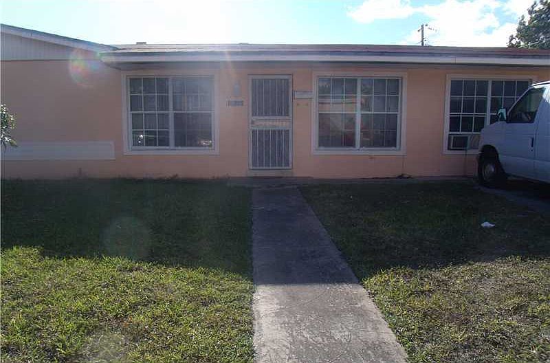 1st image of 19500 NW 13th Pl