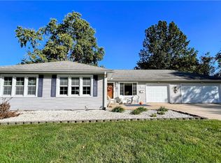 3320 E Fitzgerald Rd, Decatur, IL 62521