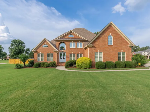 1611 Brentwood, Muscle Shoals, AL 35661
