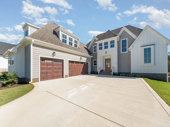 1033 Azalea Garden Cir, Raleigh, NC 27603