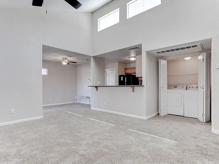 9325 W Desert Inn Rd #206 — Photo 3