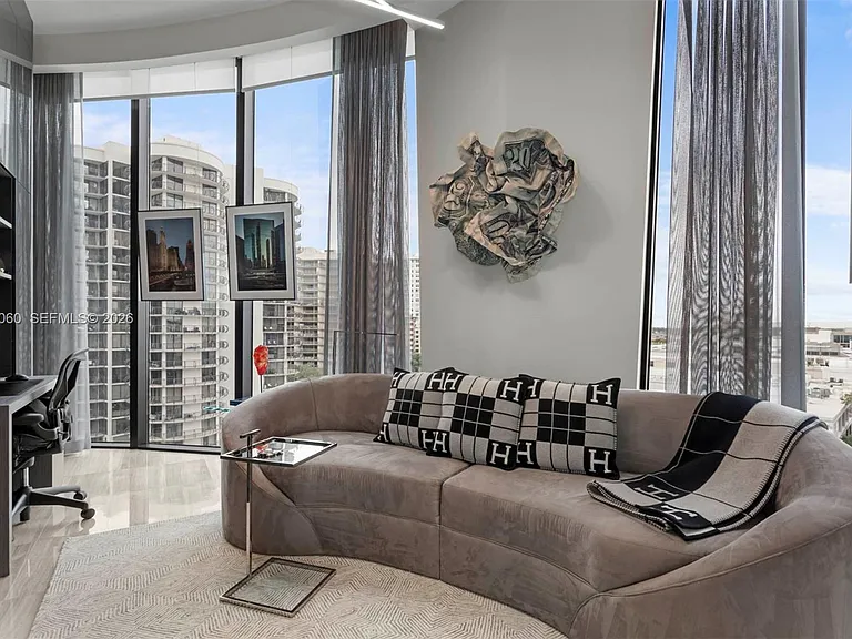 2821 S Bayshore Dr #8A — Photo 40