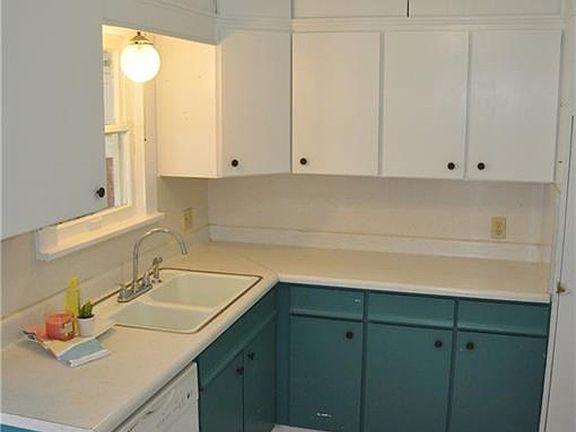 5th image of 1705 NW 31st St