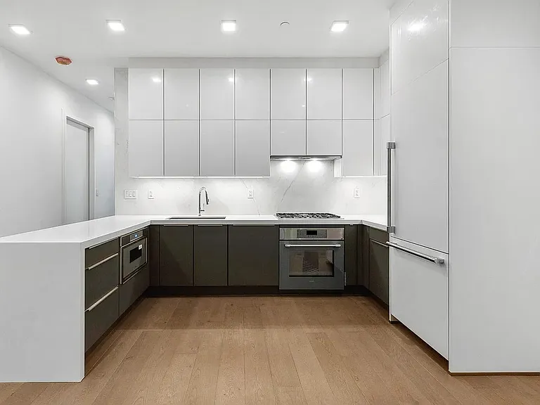 51 Saint Marks Pl #3 — Photo 3