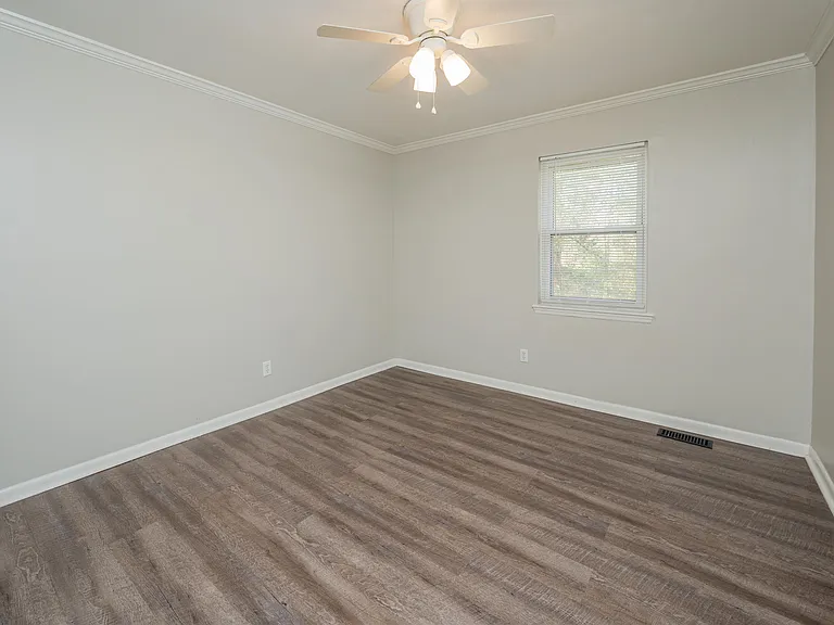54 Worthington Dr #2 — Photo 17