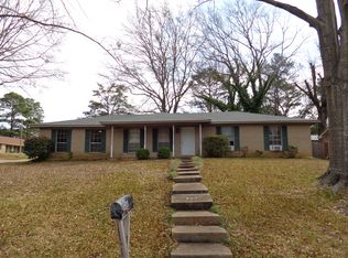 201 Indian Mound Rd, Clinton, MS 39056