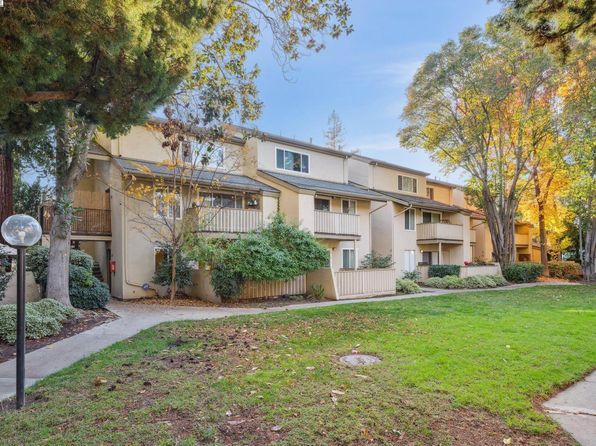 2700 Oak Rd APT 20, Walnut Creek, CA 94597