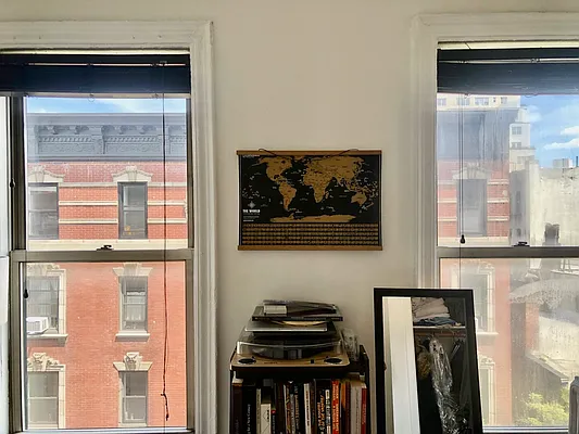 Rented by LJ Sloane Management | media 44