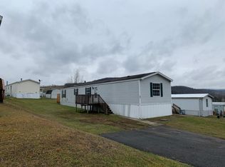 80 Blue Grass Vlg #80, Morgantown, WV 26501