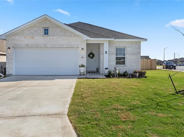 904 Gray Cloud Dr, New Braunfels, TX 78130