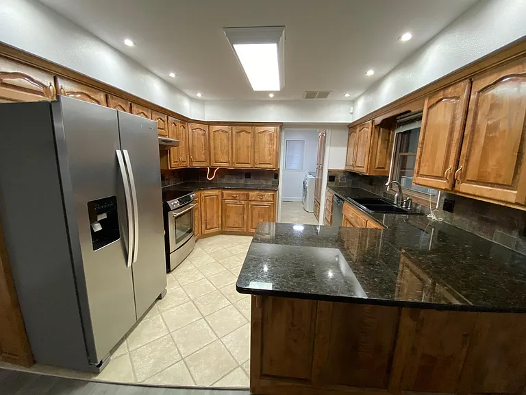 1329 E Snider St — Photo 13