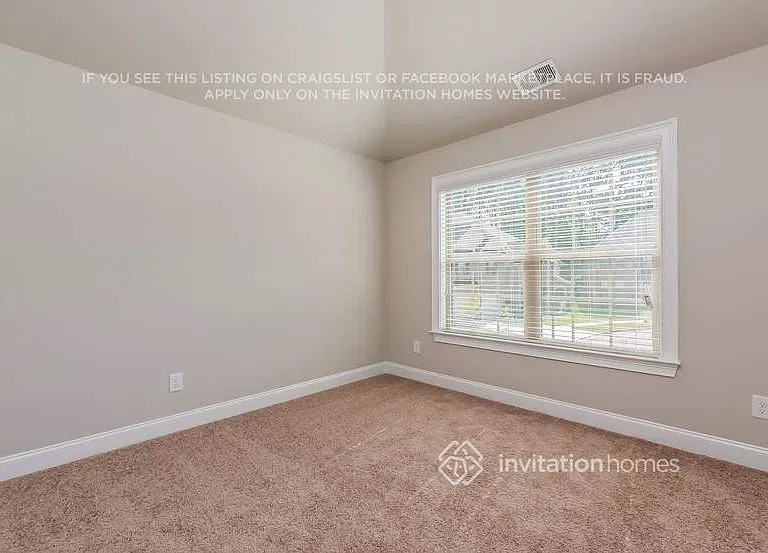 318 Corine Ct — Photo 12