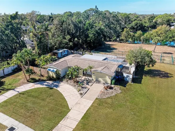 4010 S Lockwood Ridge Rd, Sarasota, FL 34231